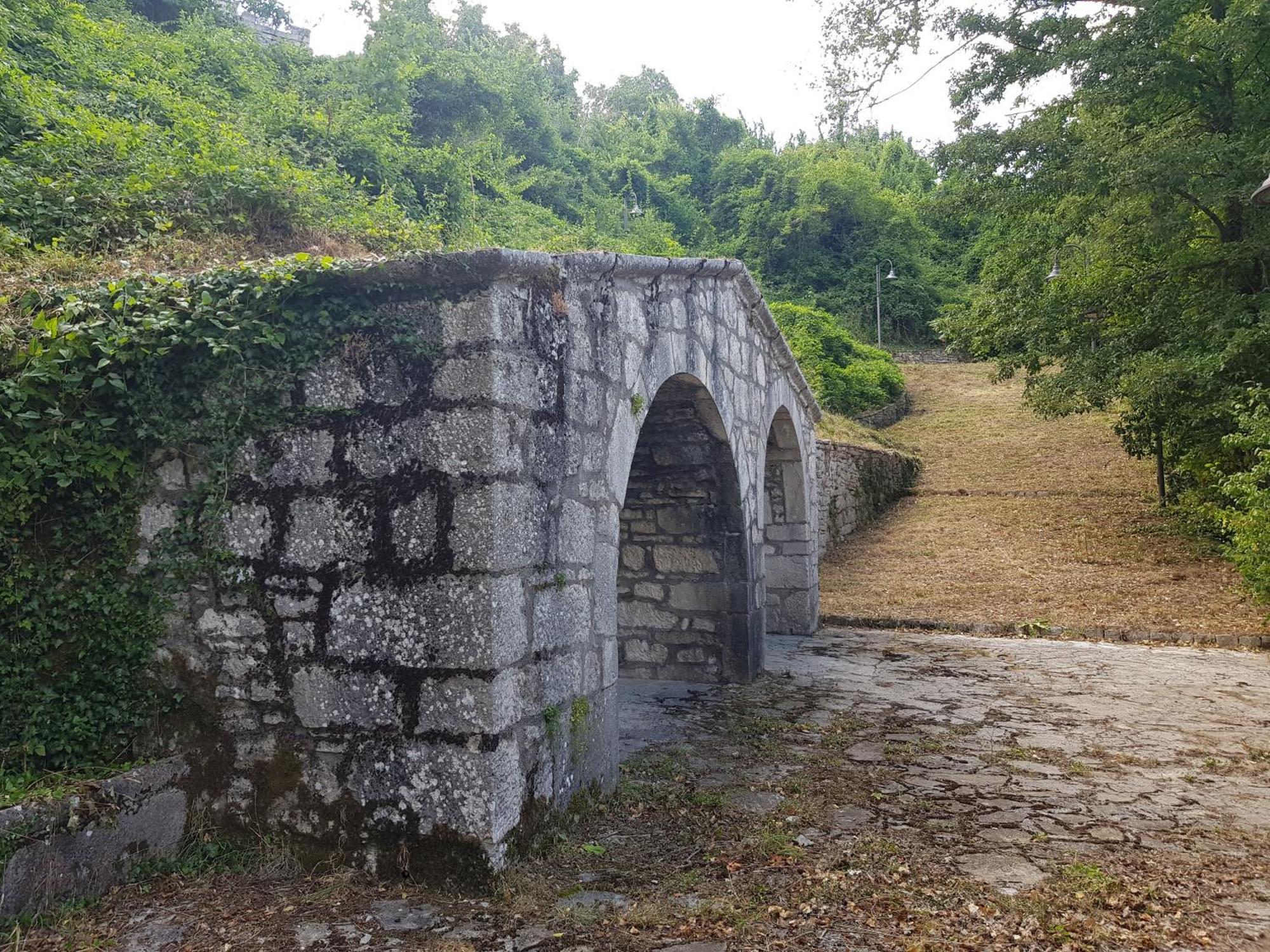 Meridiana Santa Maria del Molise Exteriör bild